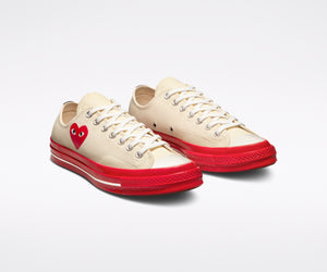 Play Comme des Garçons x Converse Red Heart Chuck Taylor All Star '70 Low (White)