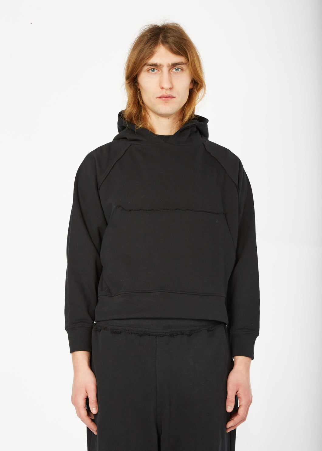 AIREI Small Fitted Hoodie (Black)