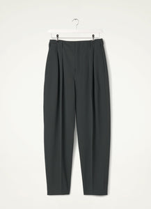 Lemaire Pleated Tapered Pants (Caviar)