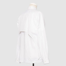 Load image into Gallery viewer, BLACK Comme des Garçons Cutout Back Shirt (White)
